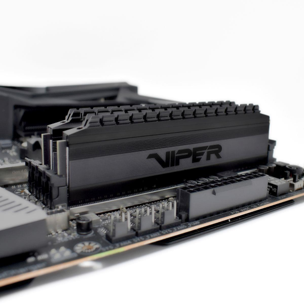Pamięć DDR4 Patriot Viper 4 BLACKOUT 32GB (2x16GB) 3000 MHz CL16 1,35V-7860680