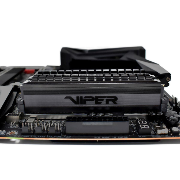 Pamięć DDR4 Patriot Viper 4 BLACKOUT 32GB (2x16GB) 3200 MHz CL16 1,35V-7860860